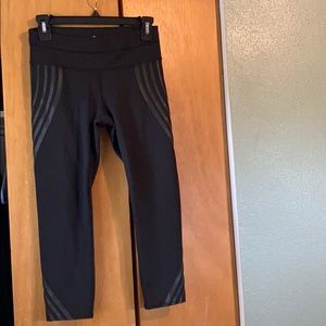 Athleta Capri tights